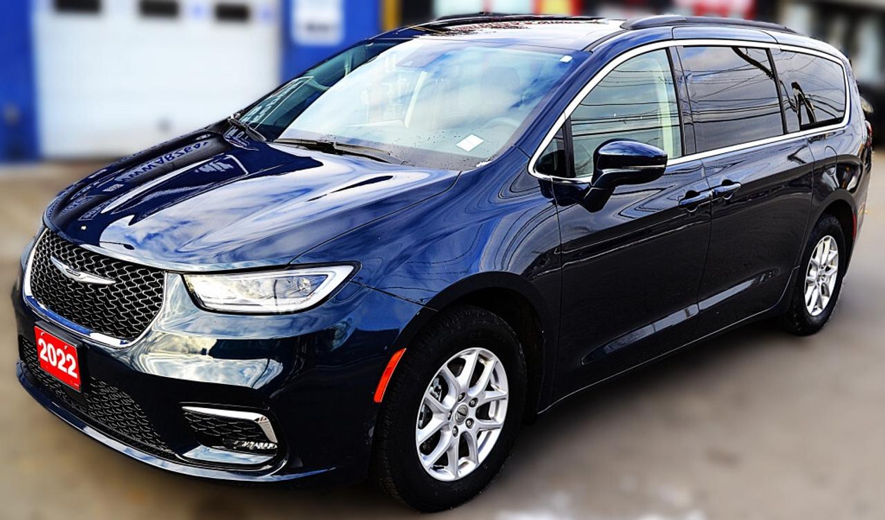 2022 Chrysler Pacifica Touring L Front-Wheel Drive Passenger Van Automati Photo