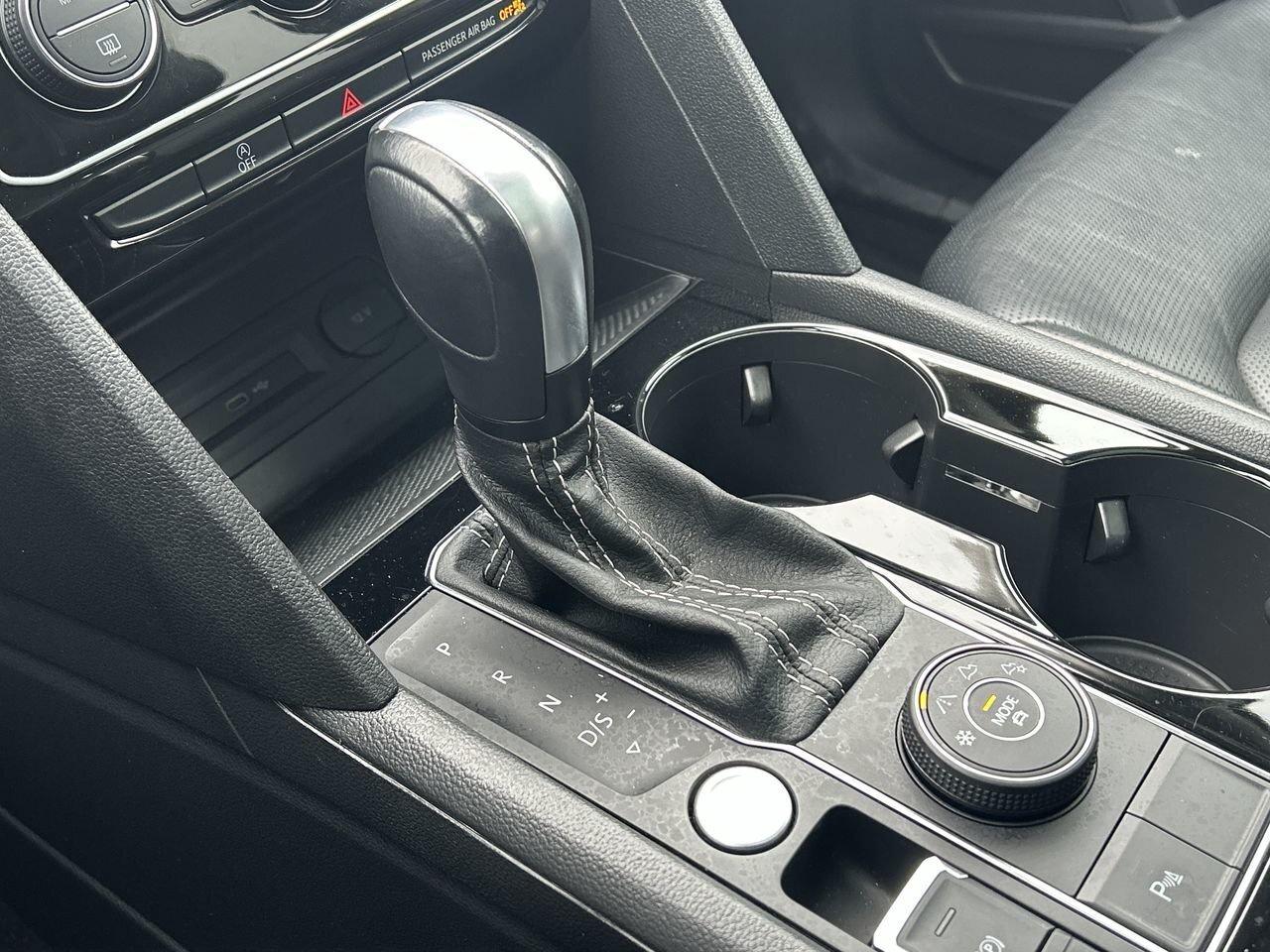 2023 Volkswagen Atlas Highline 3.6L 8sp   Accident-Free Photo