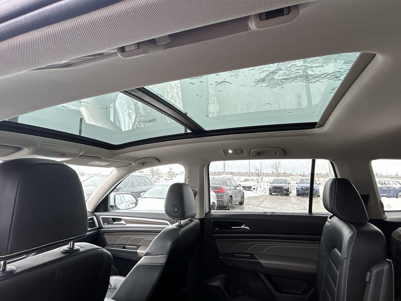 2023 Volkswagen Atlas Highline 3.6L 8sp   Accident-Free Photo