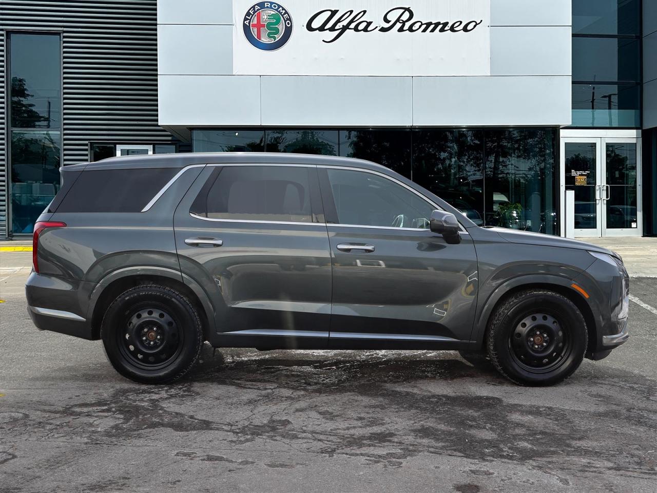2023 Hyundai PALISADE AWD Ultimate Calligraphy 7P Photo
