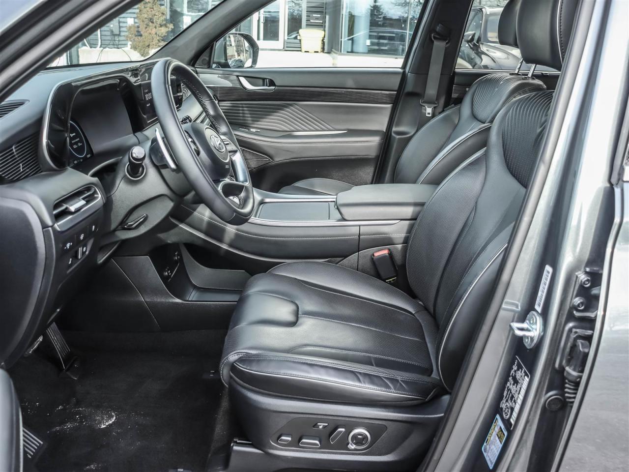 2023 Hyundai PALISADE AWD Ultimate Calligraphy 7P Photo