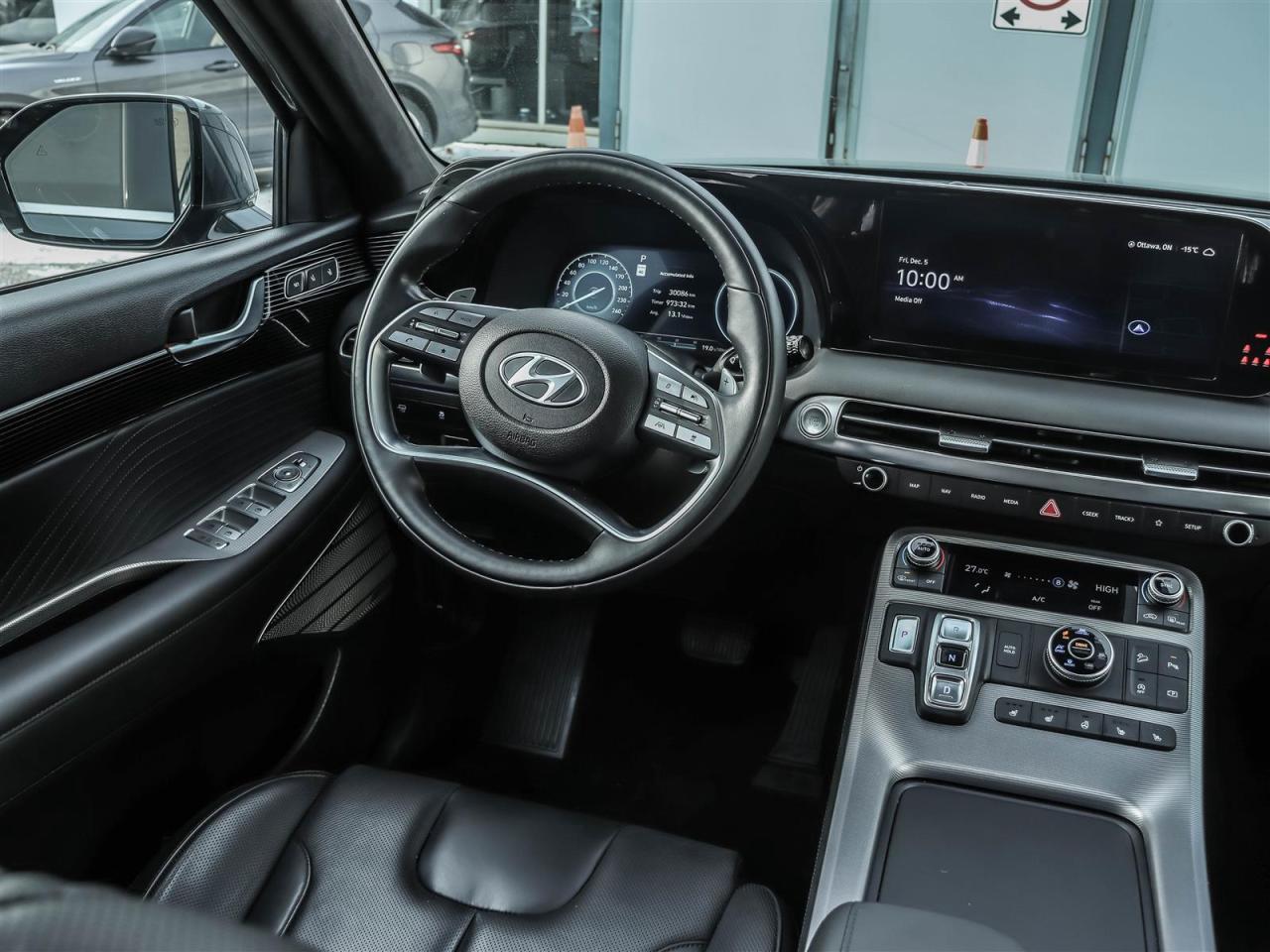 2023 Hyundai PALISADE AWD Ultimate Calligraphy 7P Photo