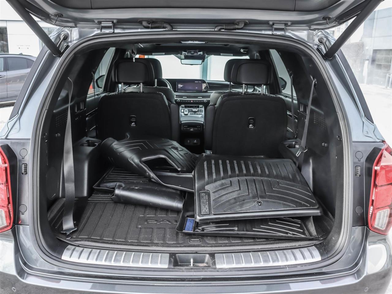 2023 Hyundai PALISADE AWD Ultimate Calligraphy 7P Photo