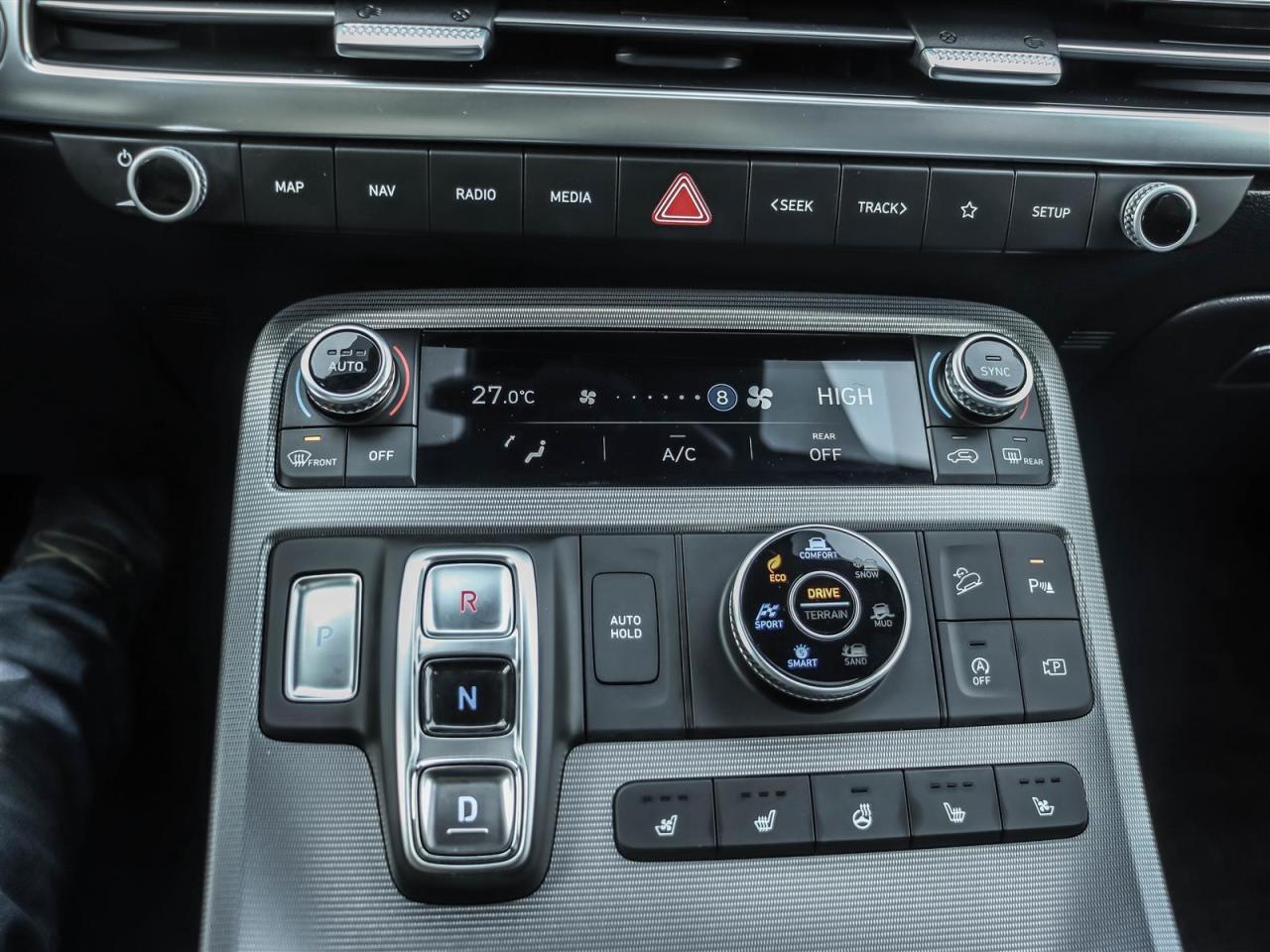 2023 Hyundai PALISADE AWD Ultimate Calligraphy 7P Photo