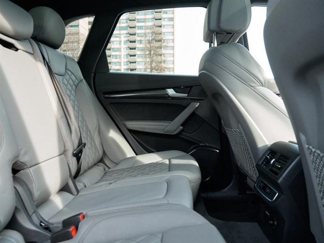 2022 Audi SQ5 3.0T Progressiv quattro 8sp Tiptronic Photo