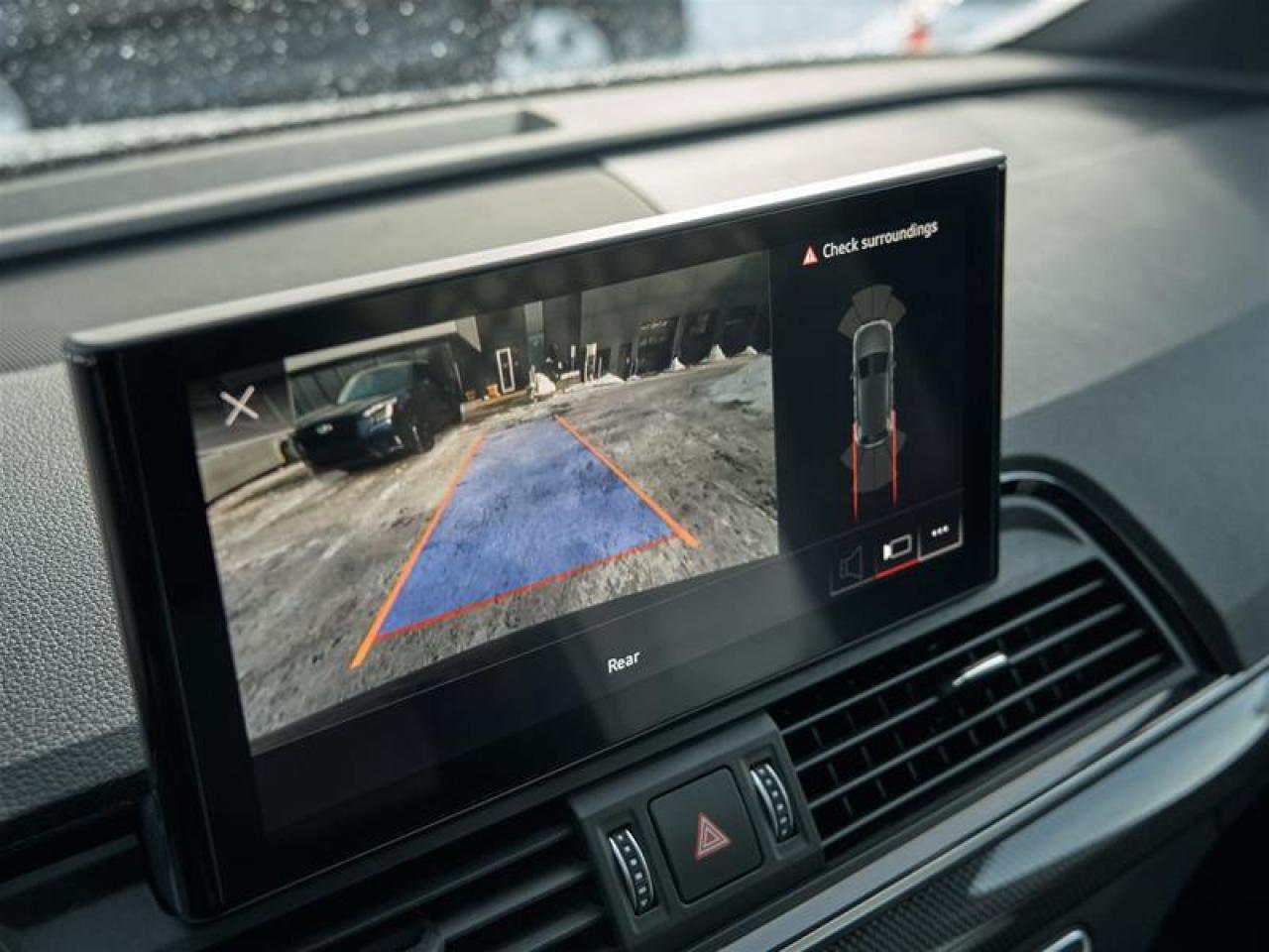 2022 Audi SQ5 3.0T Progressiv quattro 8sp Tiptronic Photo