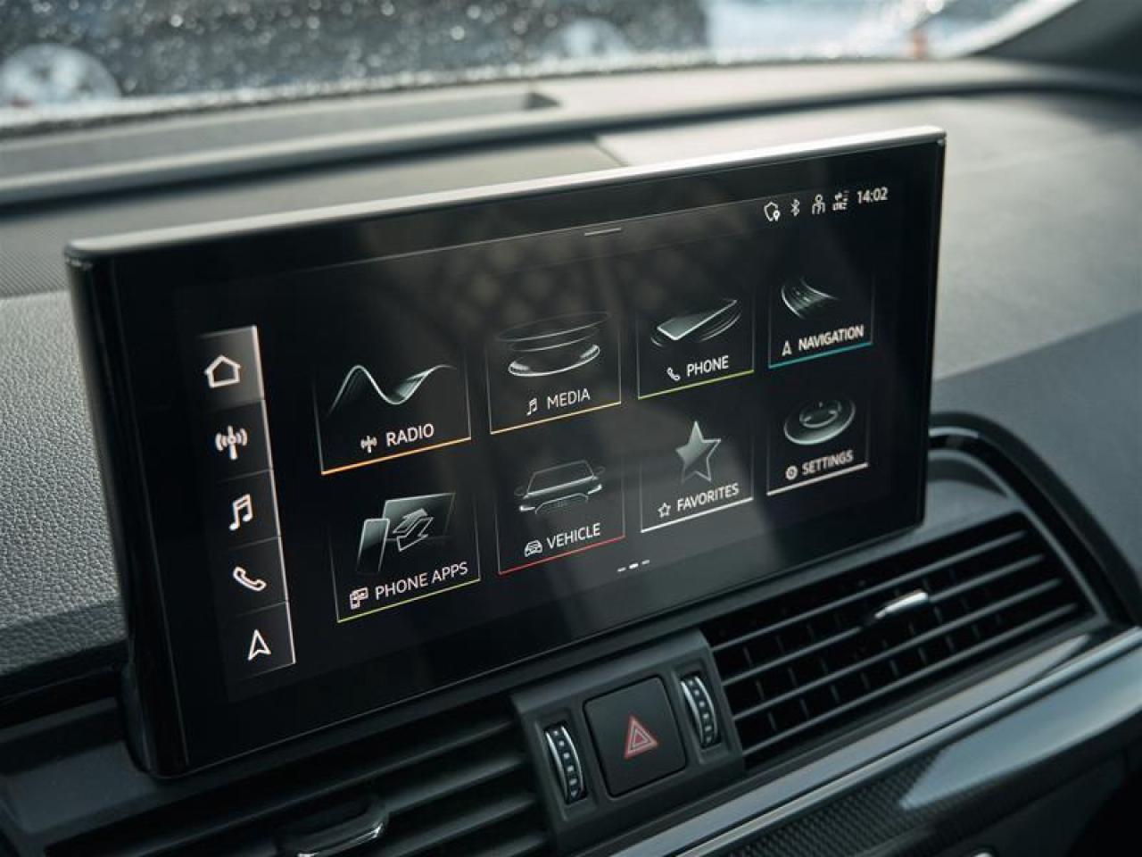 2022 Audi SQ5 3.0T Progressiv quattro 8sp Tiptronic Photo