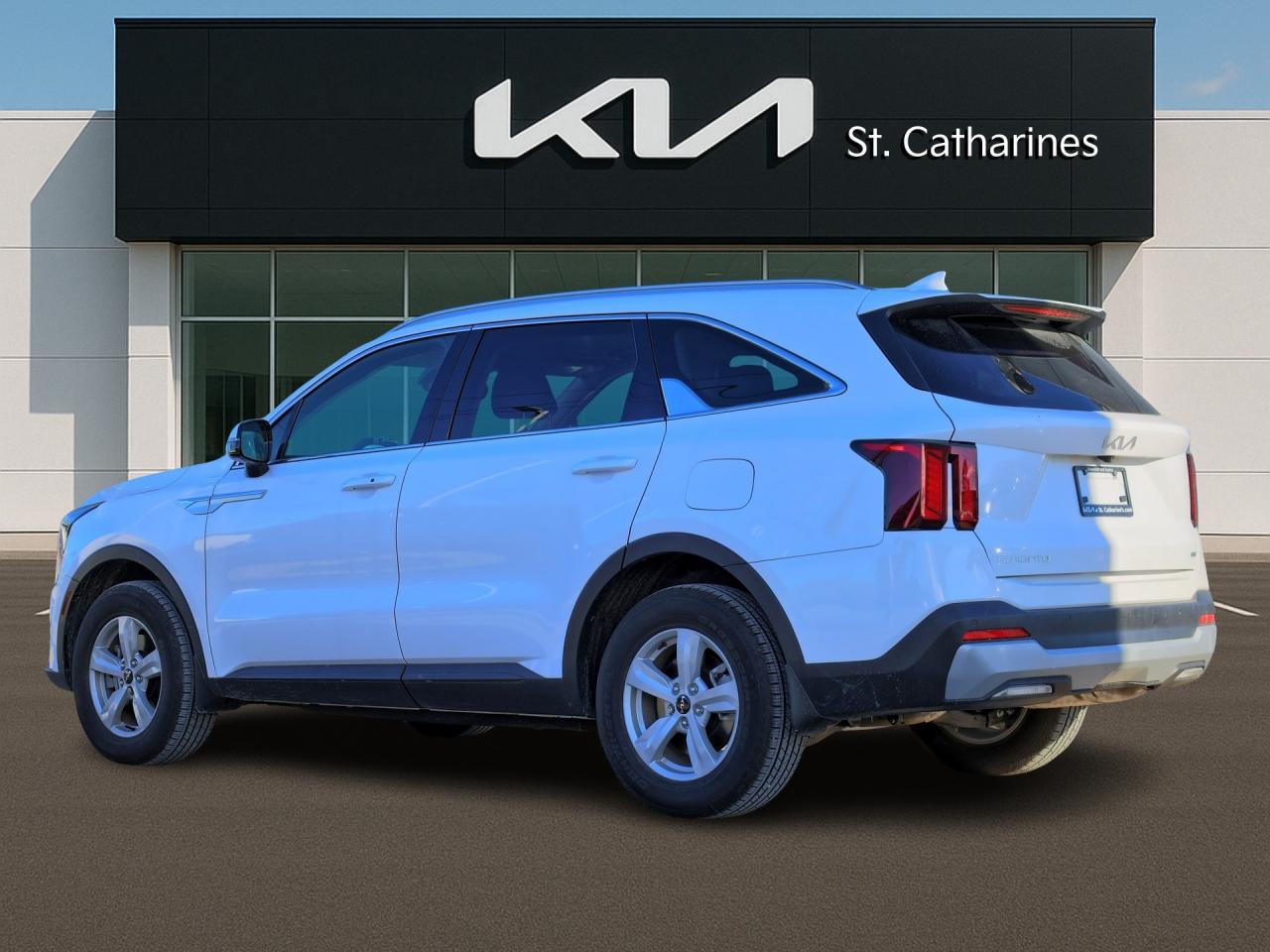 2025 Kia Sorento LX AWD   3rd Row Seat   Heated Seat   Lane Assist Photo