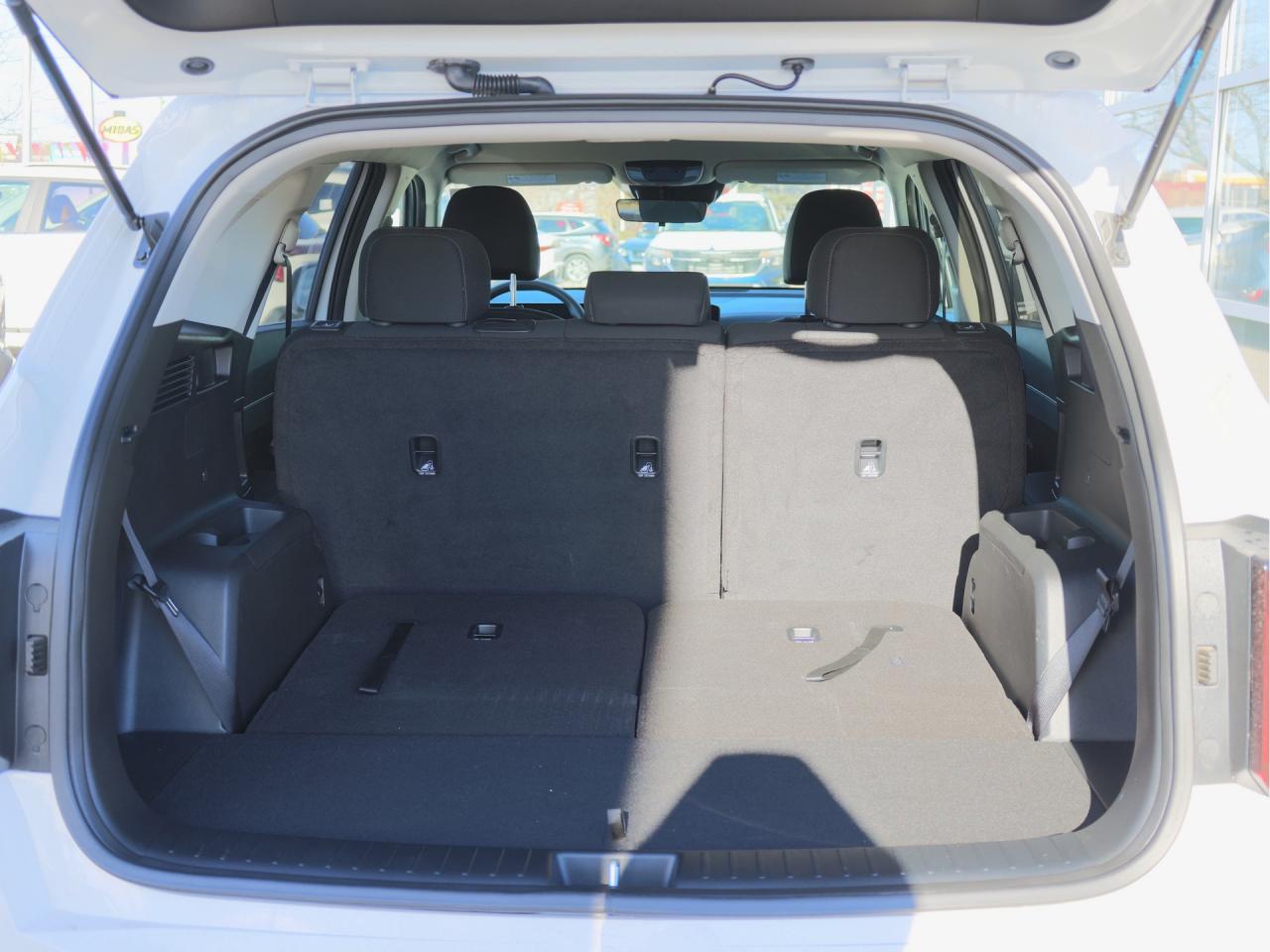 2025 Kia Sorento LX AWD   3rd Row Seat   Heated Seat   Lane Assist Photo