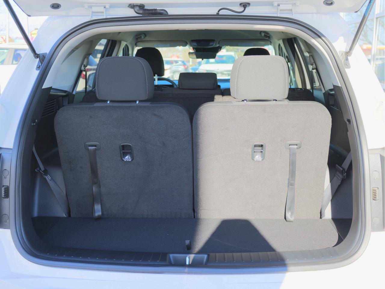 2025 Kia Sorento LX AWD   3rd Row Seat   Heated Seat   Lane Assist Photo