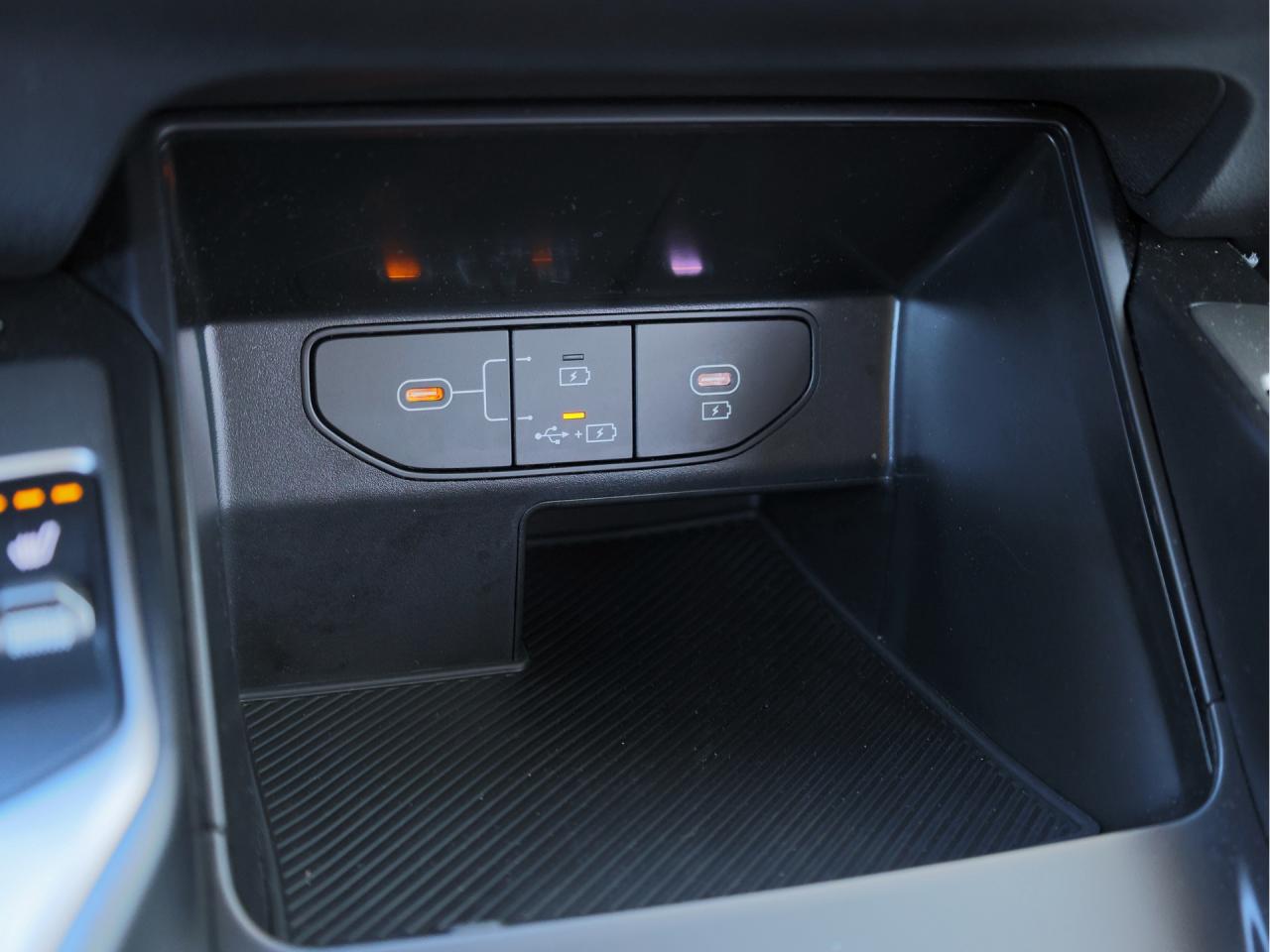 2025 Kia Sorento LX AWD   3rd Row Seat   Heated Seat   Lane Assist Photo