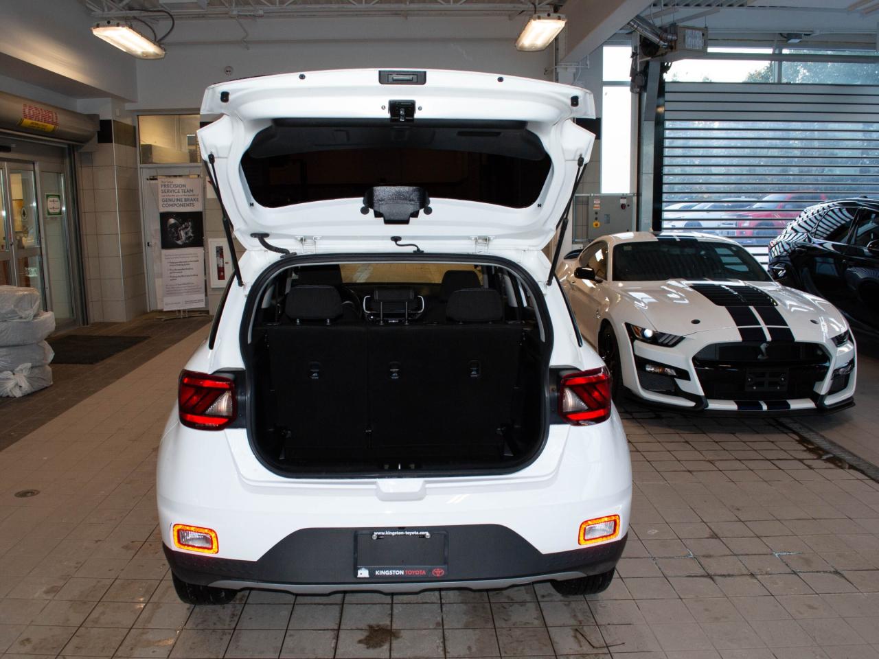 2022 Hyundai Venue Trend Photo