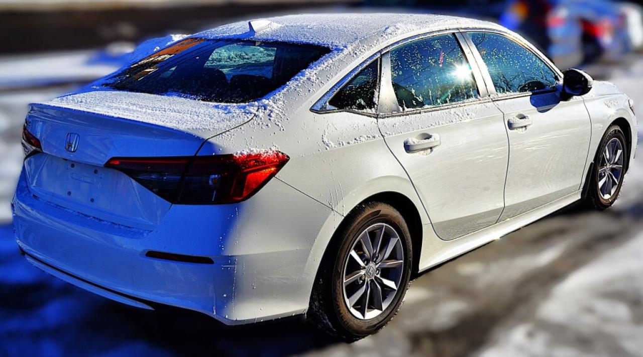 2022 Honda Civic Sedan EX CVT Photo