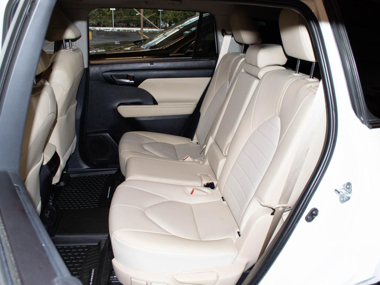 2024 Toyota Highlander Hybrid XLE Photo