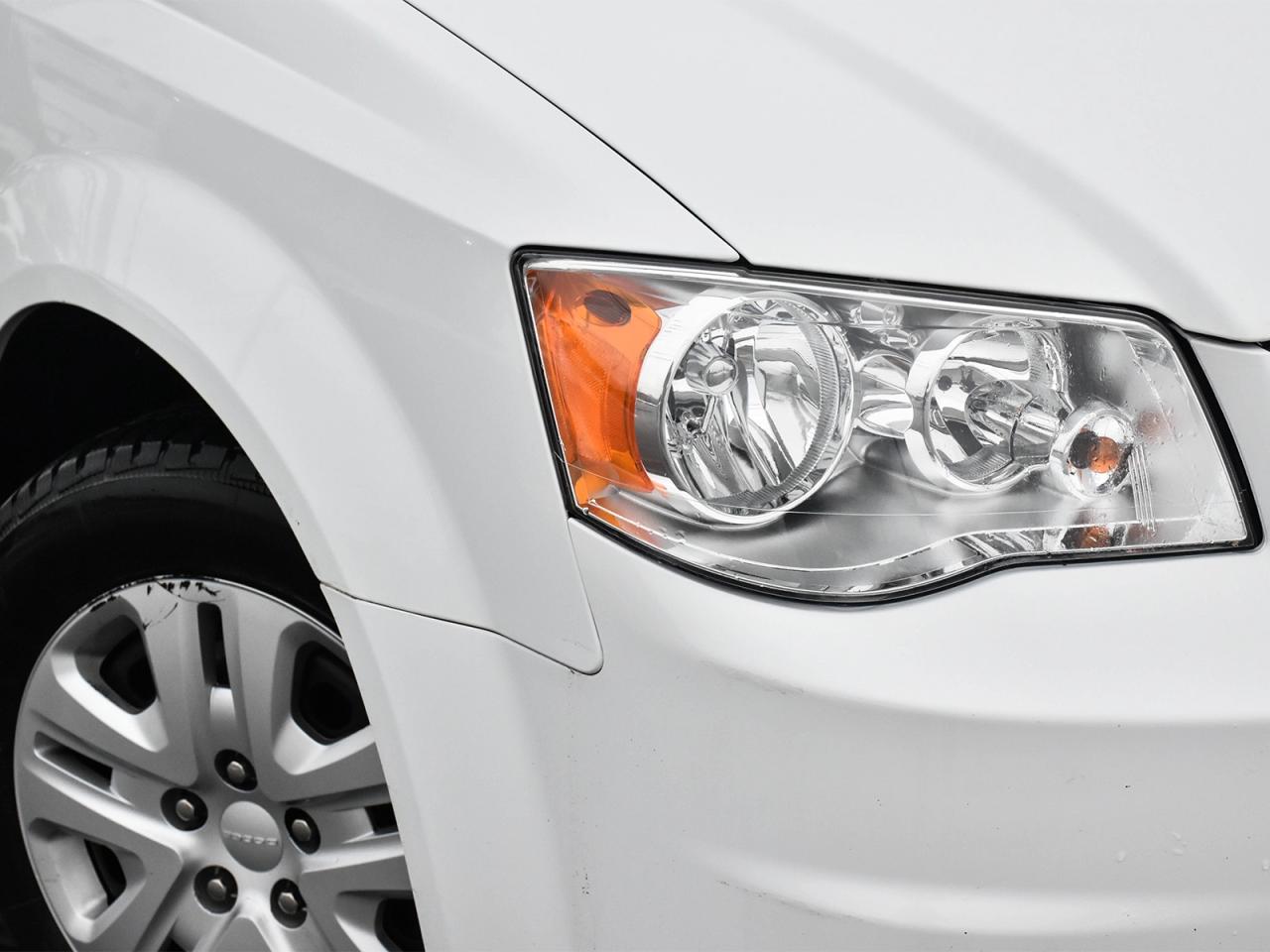 2015 Dodge Grand Caravan SE Photo