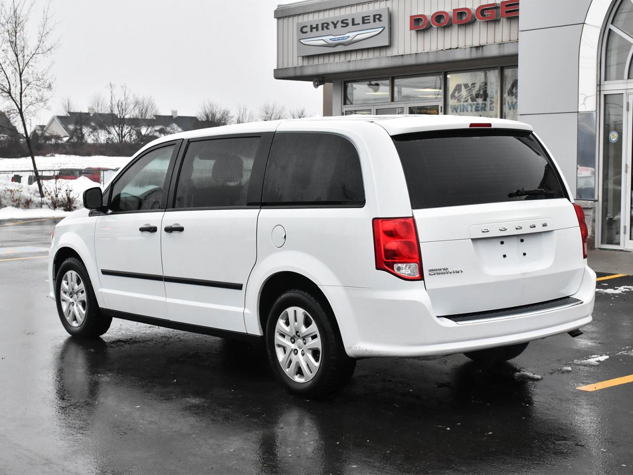 2015 Dodge Grand Caravan SE Photo