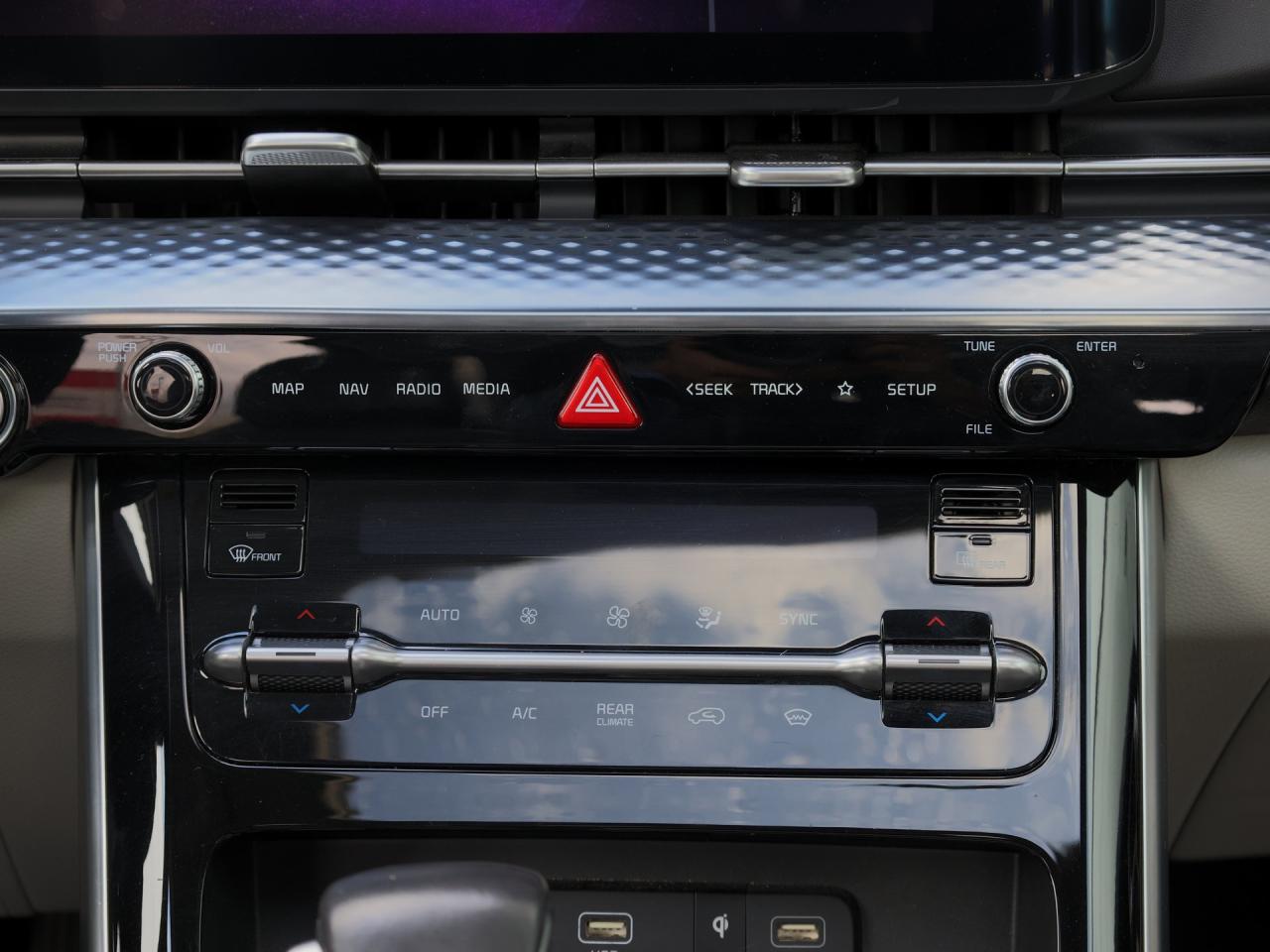 2024 Kia Carnival SX   Blindview Monitor   2nd Row Cooled Seat Photo