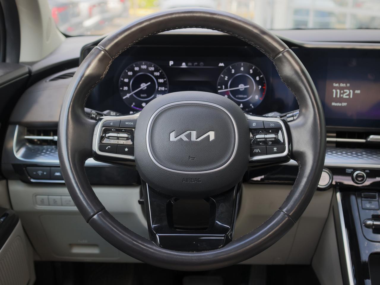 2024 Kia Carnival SX   Blindview Monitor   2nd Row Cooled Seat Photo