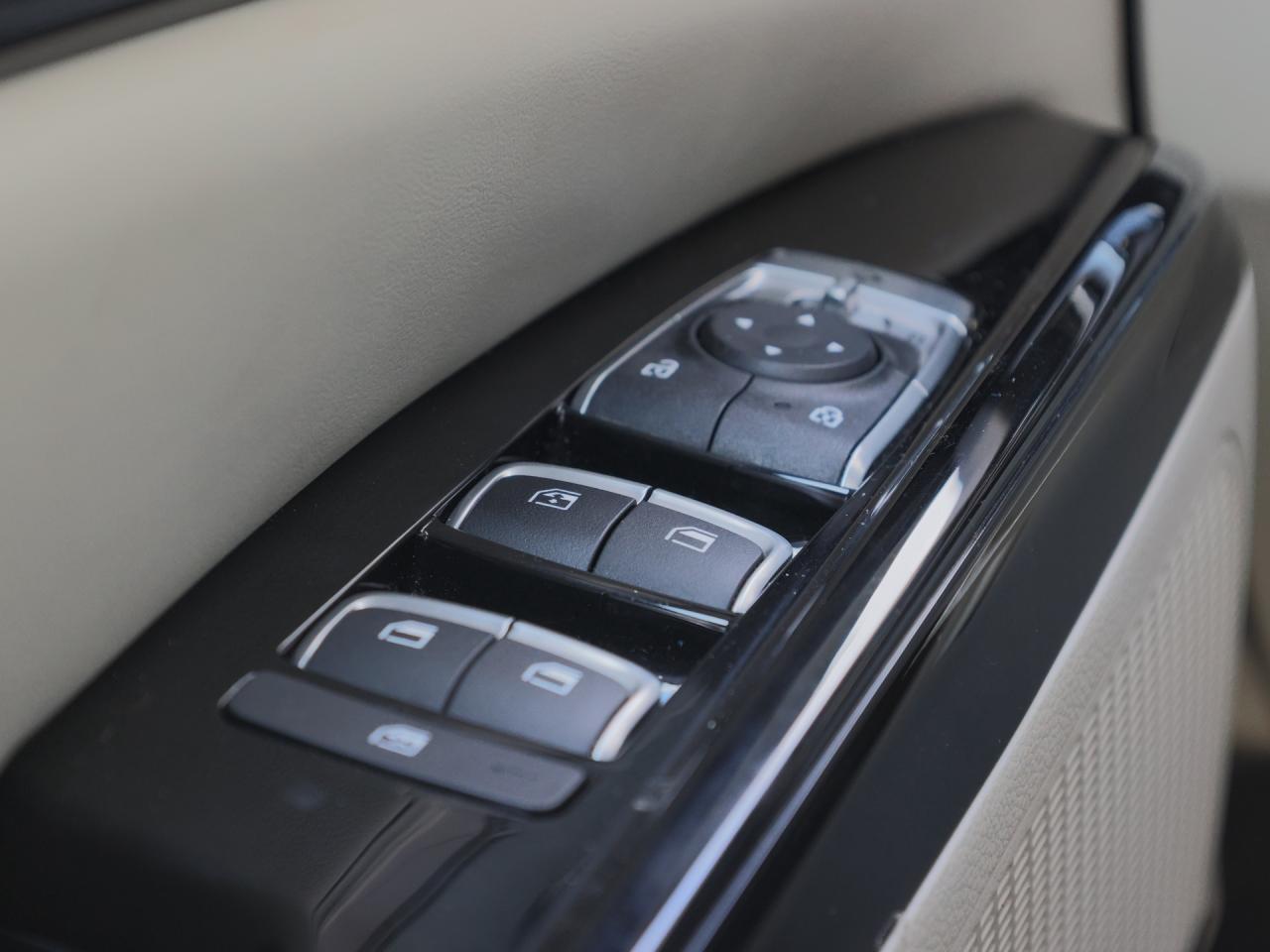 2024 Kia Carnival SX   Blindview Monitor   2nd Row Cooled Seat Photo