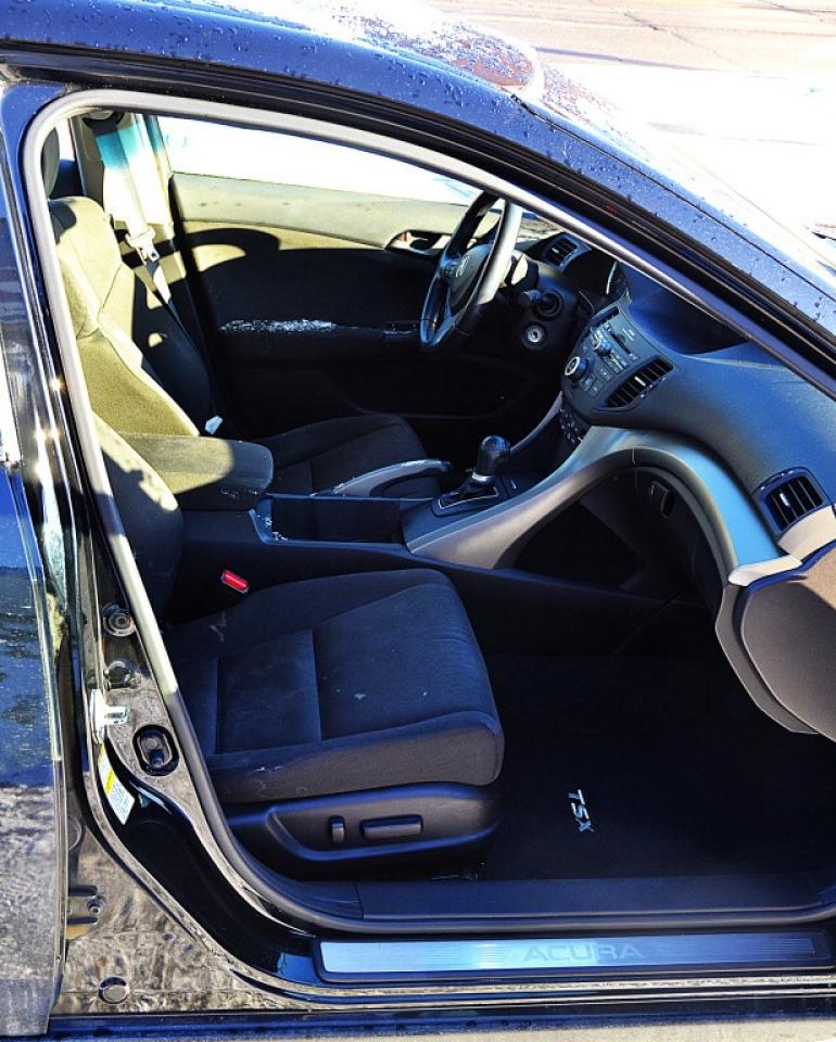 2009 Acura TSX Base 4dr Sedan AUTOMATIC Photo