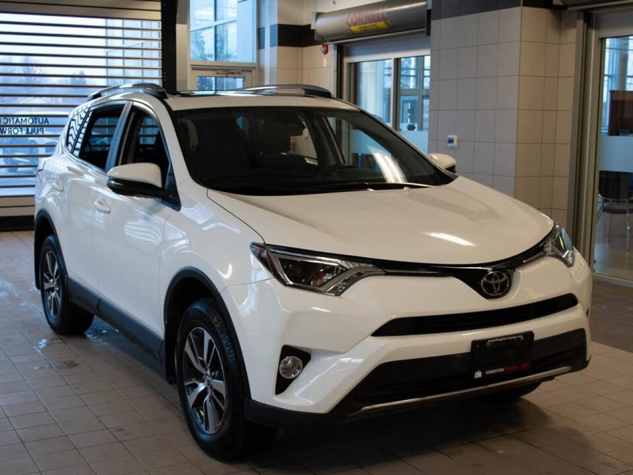 2018 Toyota RAV4 XLE Photo