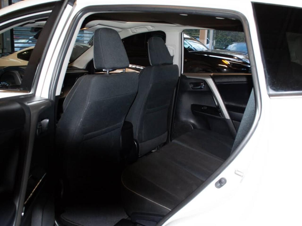 2018 Toyota RAV4 XLE Photo