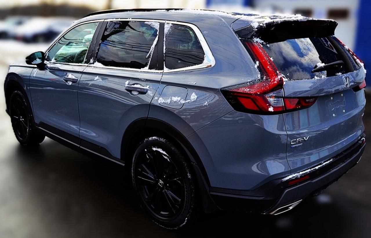 2024 Honda CR-V Hybrid HYBRID Touring All-wheel Drive Photo