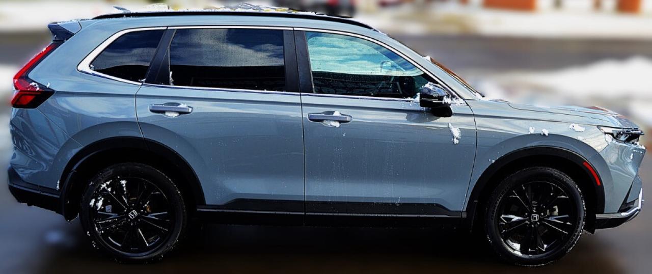 2024 Honda CR-V Hybrid HYBRID Touring All-wheel Drive Photo