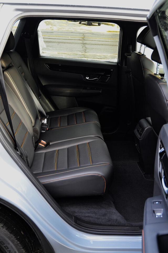 2024 Honda CR-V Hybrid HYBRID Touring All-wheel Drive Photo