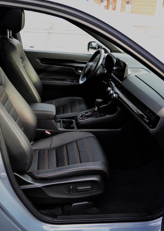 2024 Honda CR-V Hybrid HYBRID Touring All-wheel Drive Photo