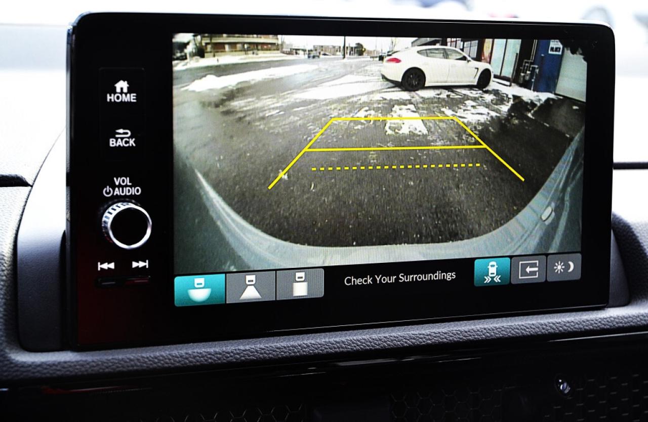 2024 Honda CR-V Hybrid HYBRID Touring All-wheel Drive Photo