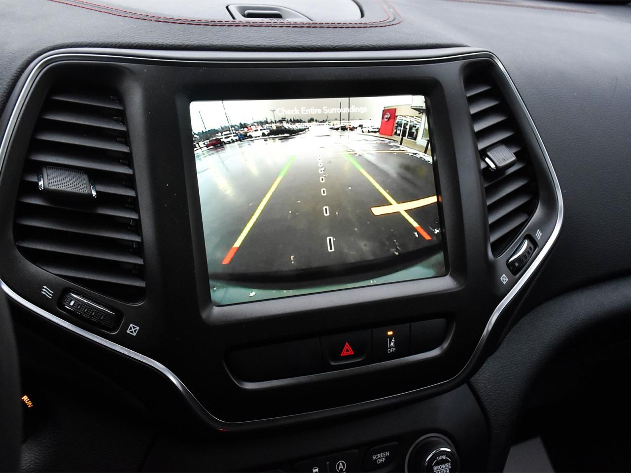 2022 Jeep Cherokee Trailhawk Photo