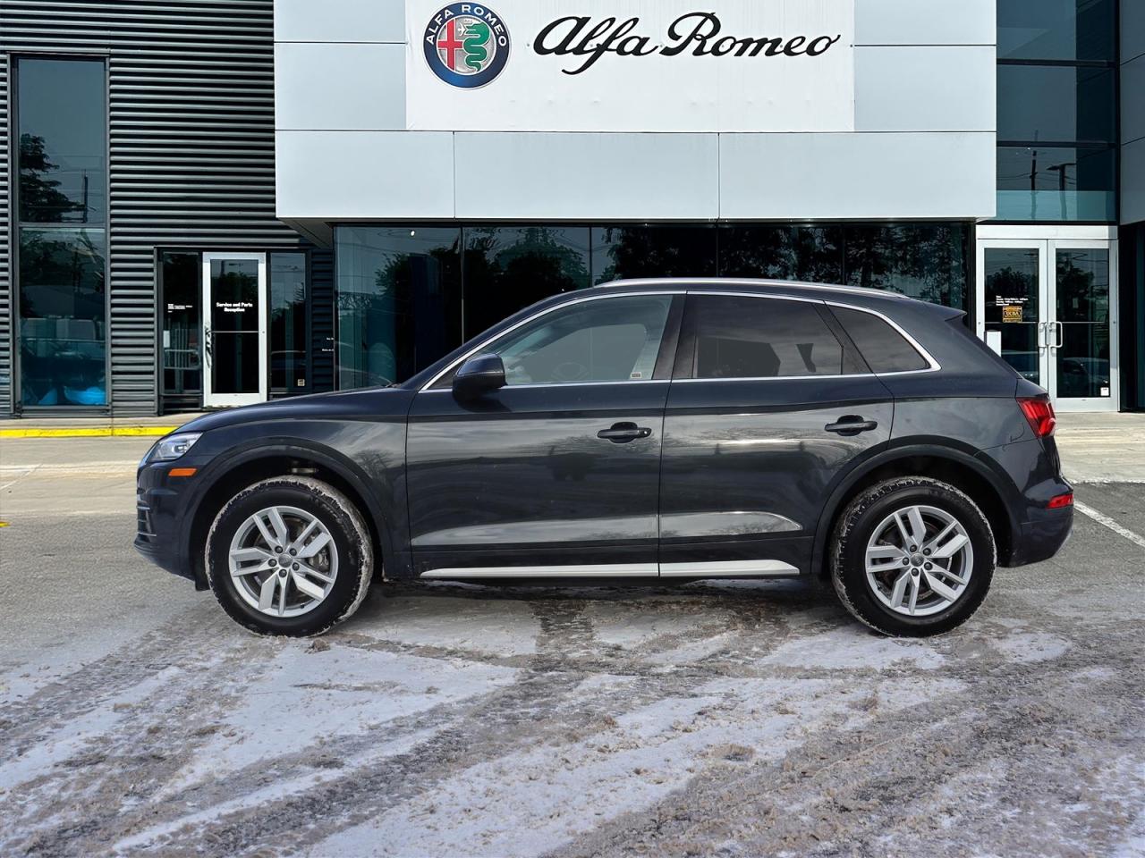 2020 Audi Q5 45 2.0T Komfort quattro 7sp S Tronic Photo