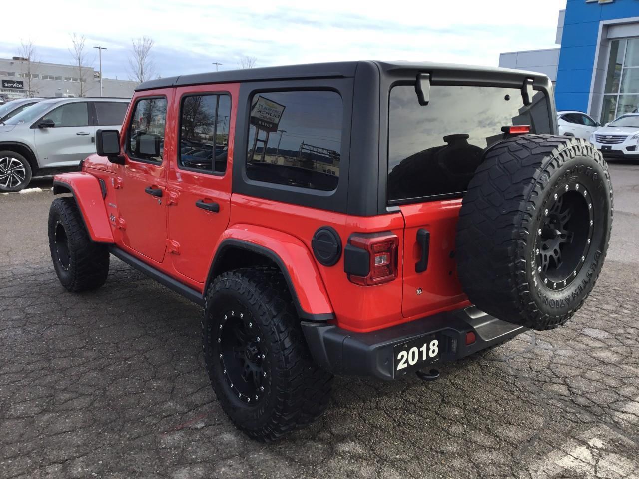 2018 Jeep WRANGLER UNLIMITED Sahara Photo