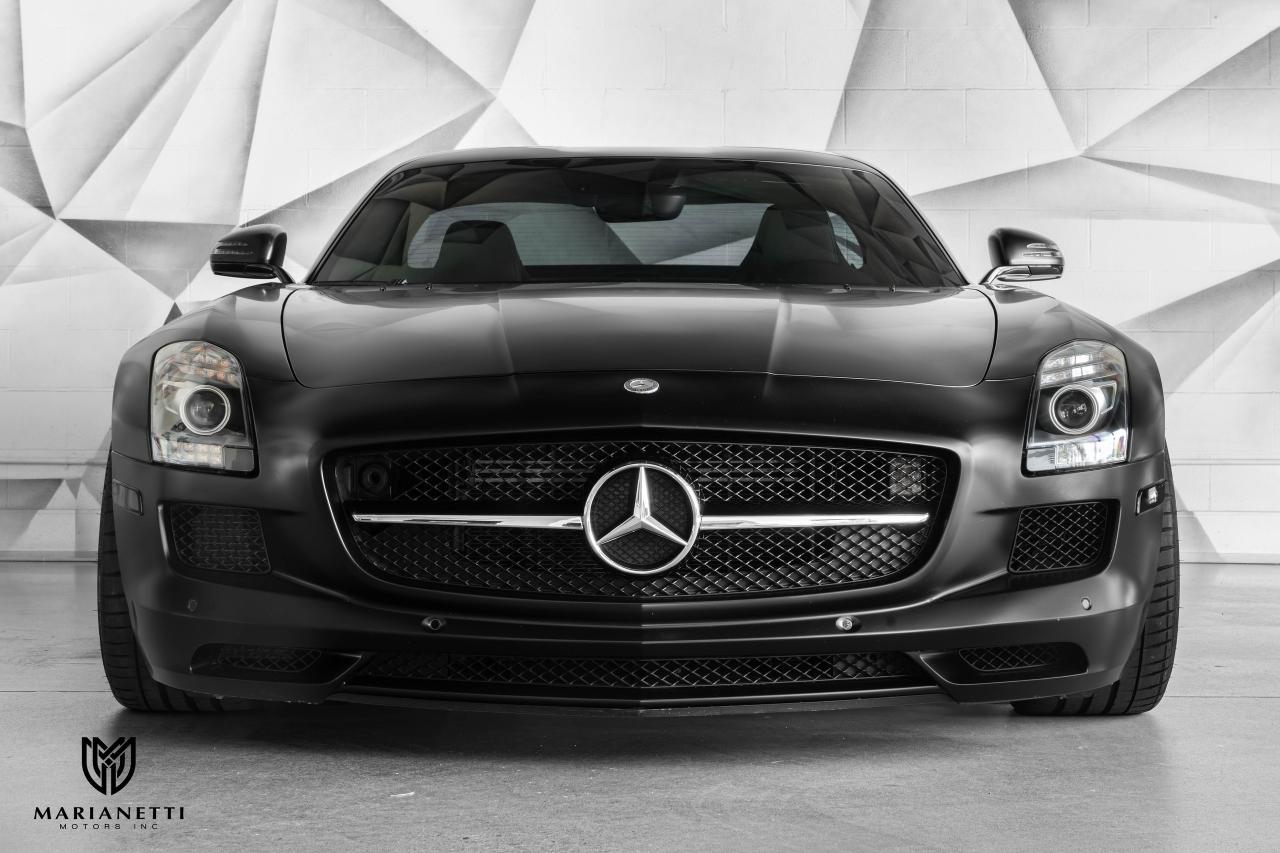 2011 Mercedes-Benz SLS AMG 2dr Cpe SLS AMG Photo