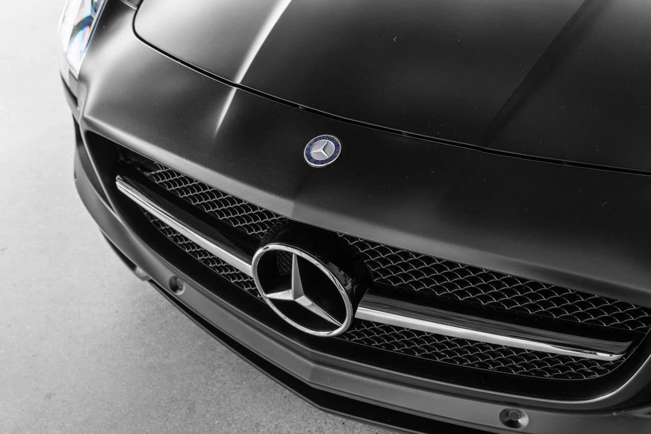 2011 Mercedes-Benz SLS AMG 2dr Cpe SLS AMG Photo