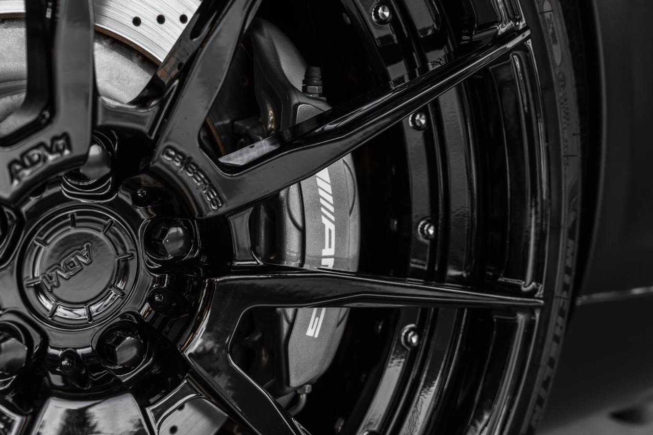 2011 Mercedes-Benz SLS AMG 2dr Cpe SLS AMG Photo