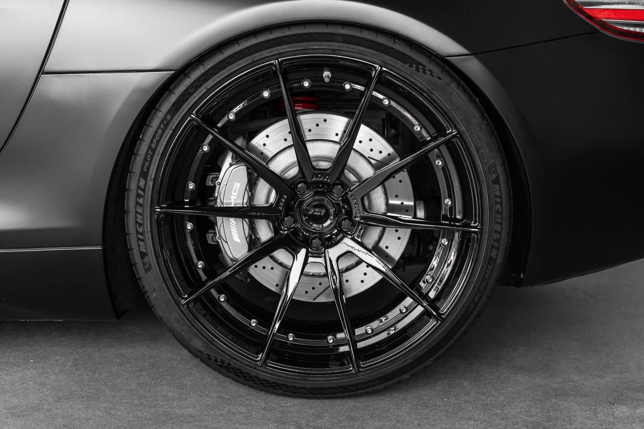 2011 Mercedes-Benz SLS AMG 2dr Cpe SLS AMG Photo