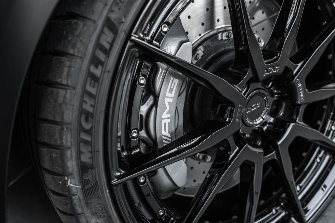 2011 Mercedes-Benz SLS AMG 2dr Cpe SLS AMG Photo