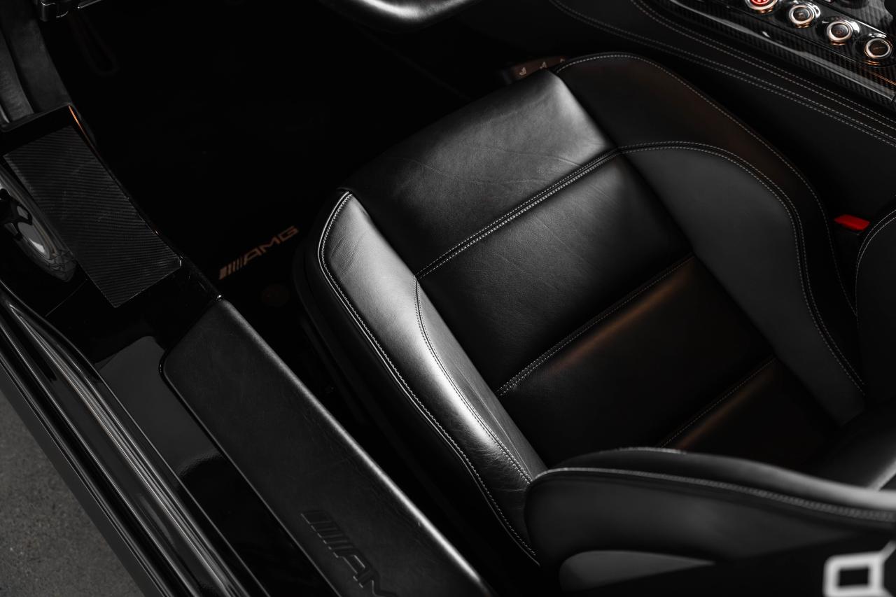 2011 Mercedes-Benz SLS AMG 2dr Cpe SLS AMG Photo