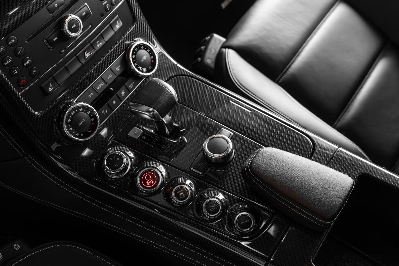 2011 Mercedes-Benz SLS AMG 2dr Cpe SLS AMG Photo