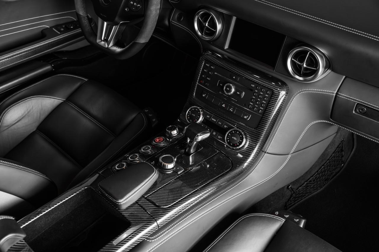 2011 Mercedes-Benz SLS AMG 2dr Cpe SLS AMG Photo