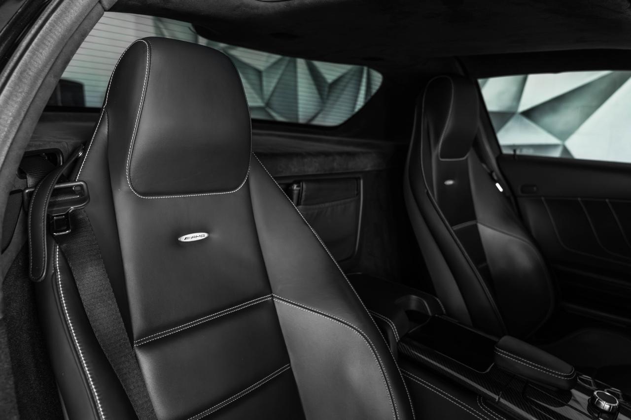 2011 Mercedes-Benz SLS AMG 2dr Cpe SLS AMG Photo