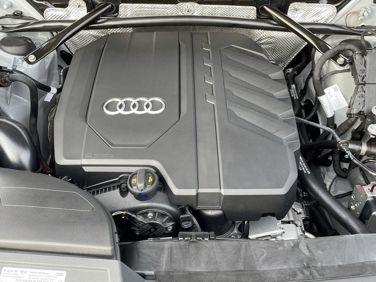 2023 Audi Q5 45 2.0T Technik   Comfort Interior   S Line Black Photo