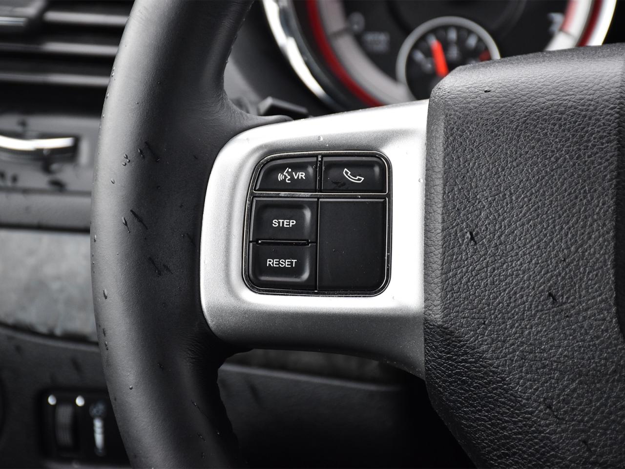 2017 Dodge Grand Caravan CVP/SXT Photo