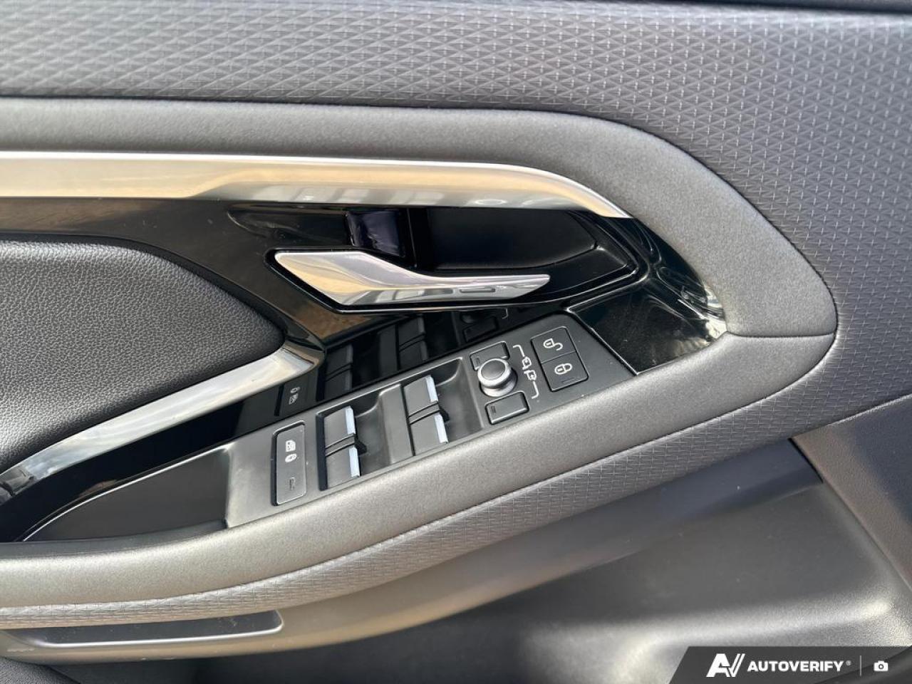 2020 Land Rover Range Rover Evoque S BACKUP CAM   BLUETOOTH   HTD SEATS   KEYLESS ENT Photo