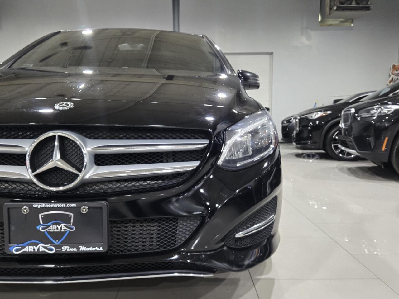 2018 Mercedes-Benz B-Class B 250 4MATIC Sports Tourer No Accidents Backup Cam Photo