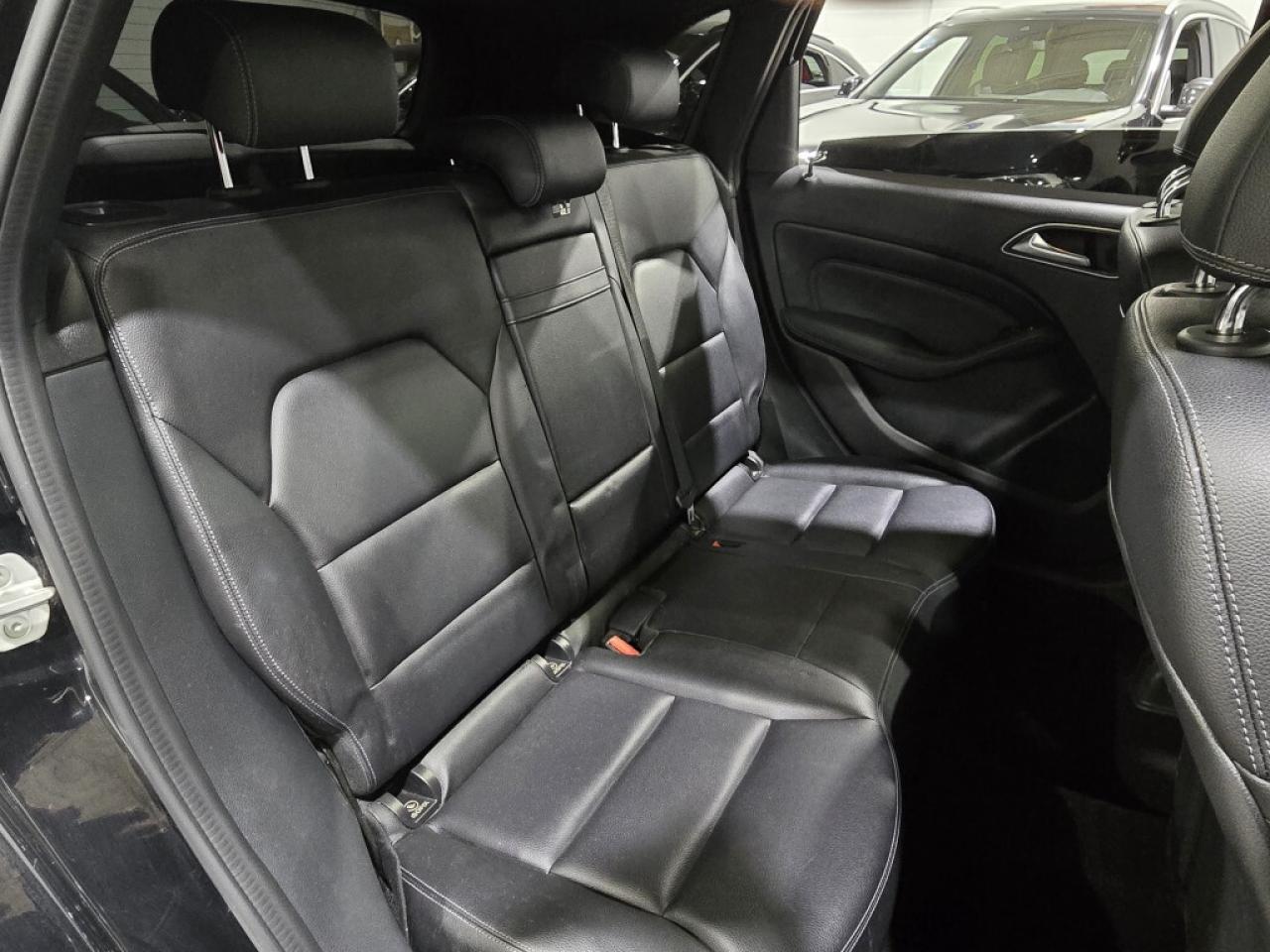 2018 Mercedes-Benz B-Class B 250 4MATIC Sports Tourer No Accidents Backup Cam Photo