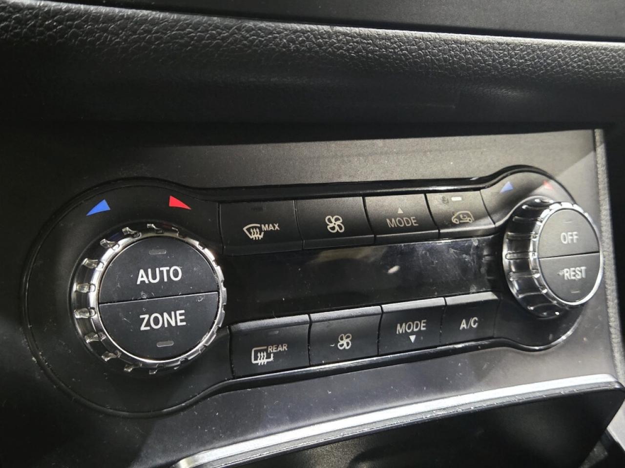 2018 Mercedes-Benz B-Class B 250 4MATIC Sports Tourer No Accidents Backup Cam Photo