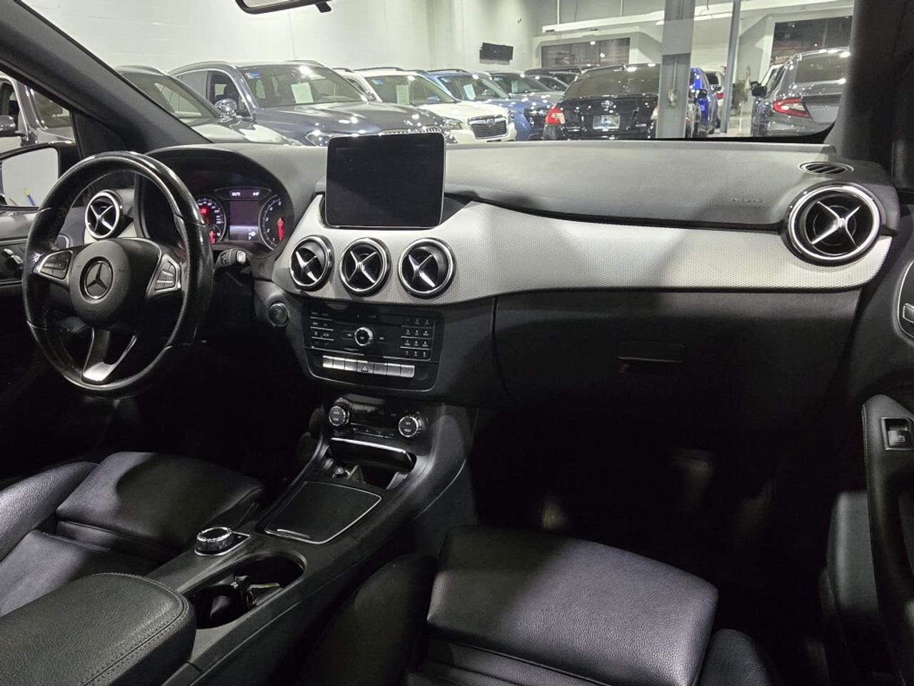 2018 Mercedes-Benz B-Class B 250 4MATIC Sports Tourer No Accidents Backup Cam Photo